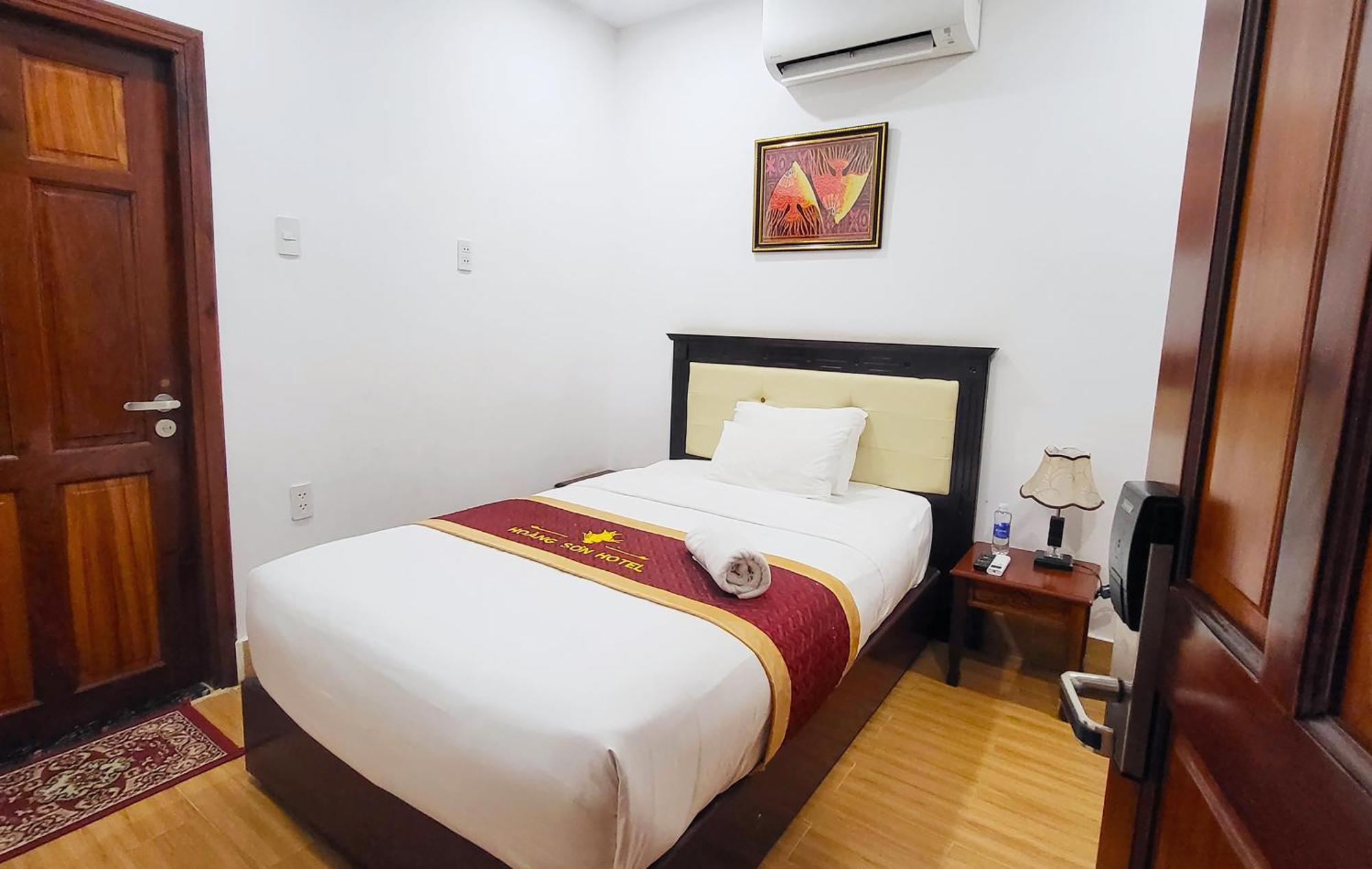 Hoang Son Hotel - 芹苴 外观 照片
